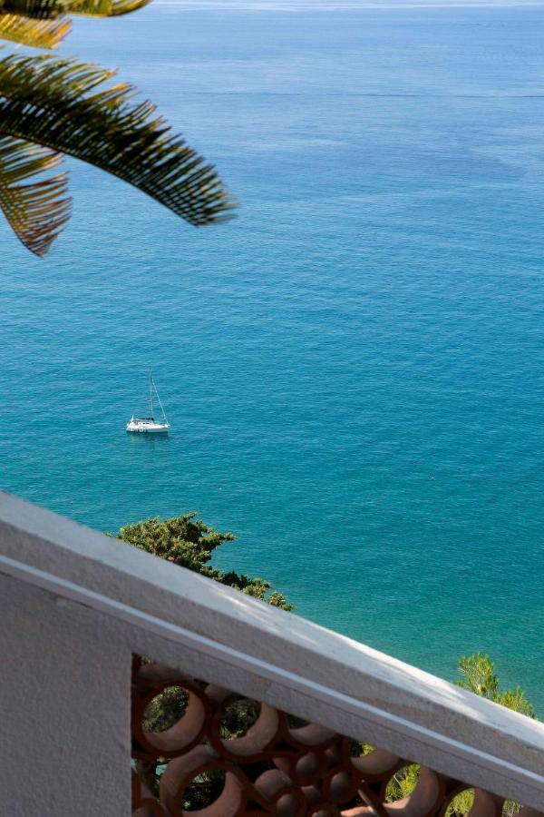Le Calandre Bed & Breakfast Ventimiglia Exterior photo